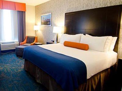 Holiday Inn Express Hotel & Suites Knoxville By Ihg Ngoại thất bức ảnh